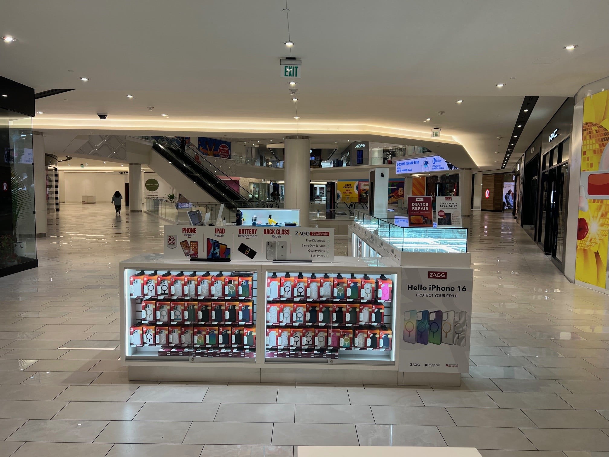 ZAGG American Dream stand inside of mall