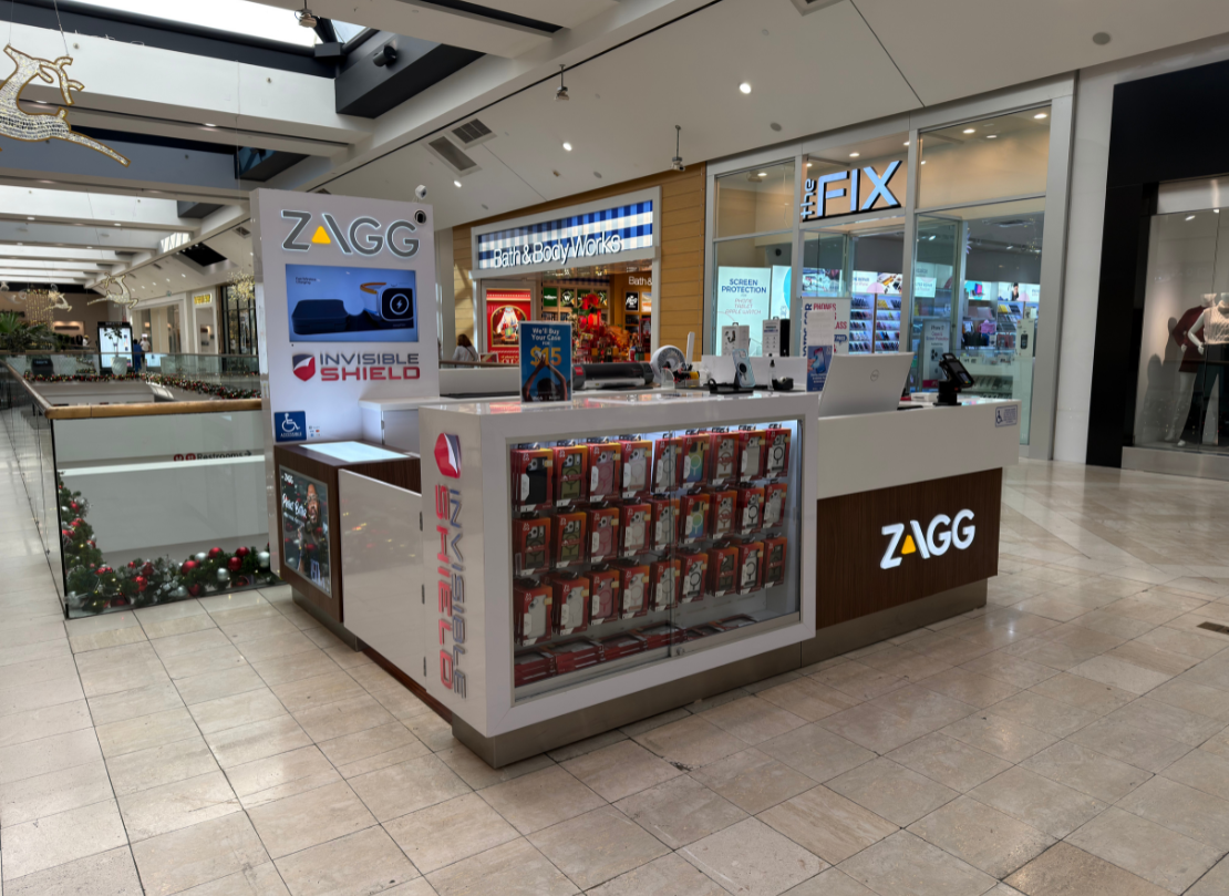 ZAGG Fashion Square Sherman Oaks - Kiosk