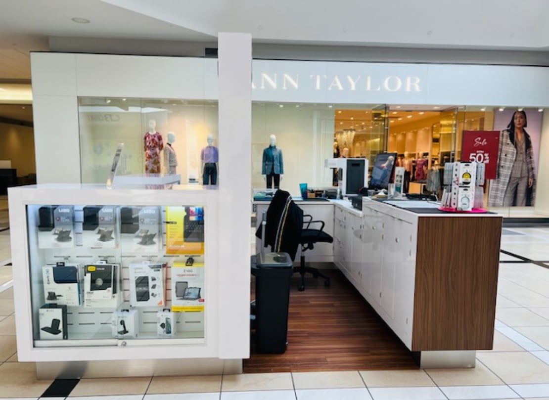 ZAGG Quaker Bridge Mall Shop Tech Accessories You Can Rely On