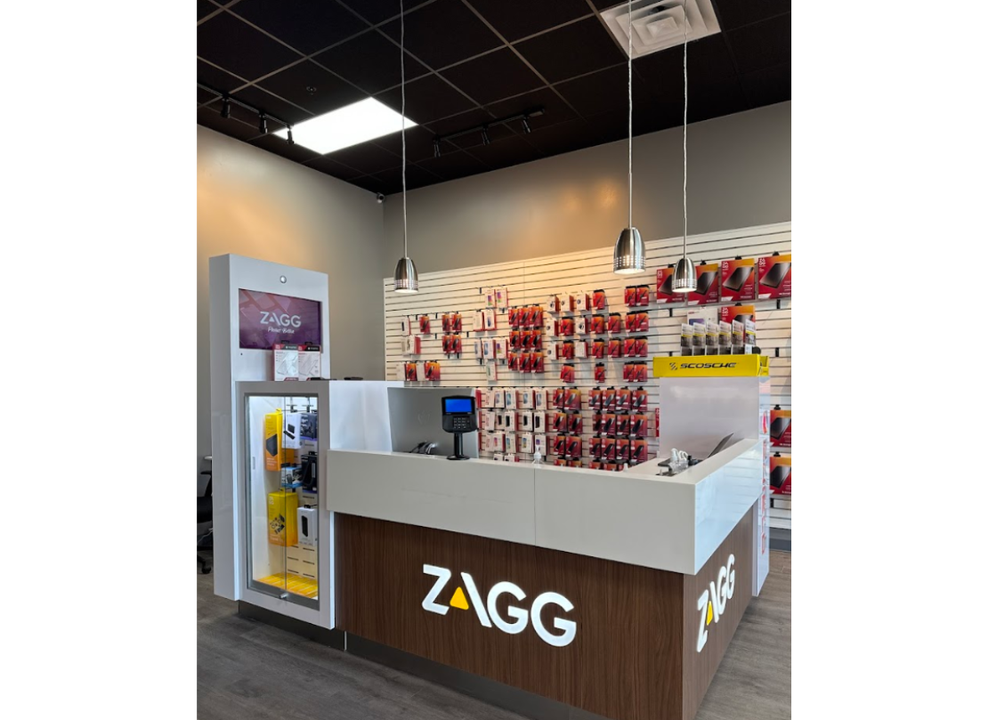 ZAGG Saratoga Springs - Front Desk