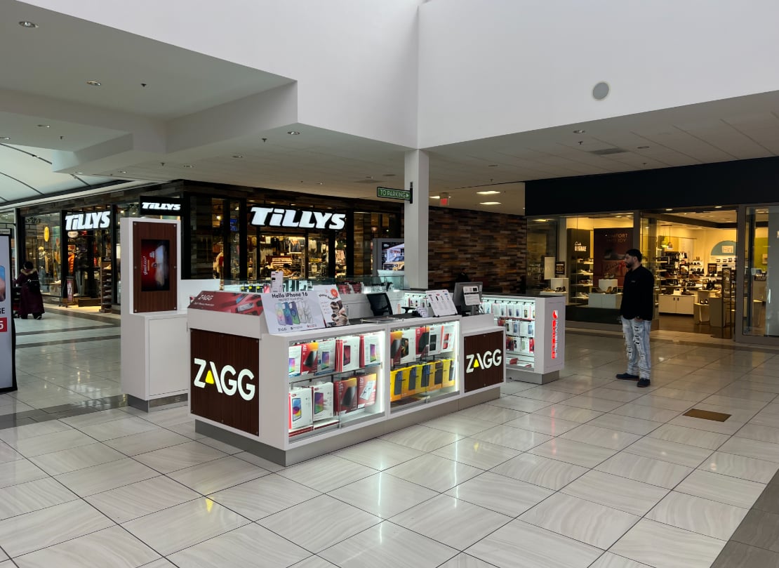 ZAGG WillowbrooK NJ - Front Desk